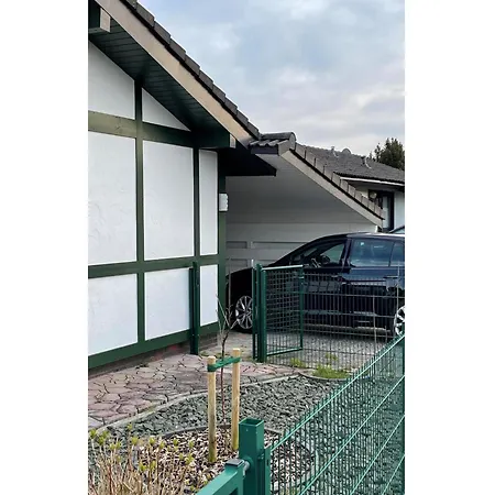 Freistehender Ferienbungalow Im Fachwerkstil